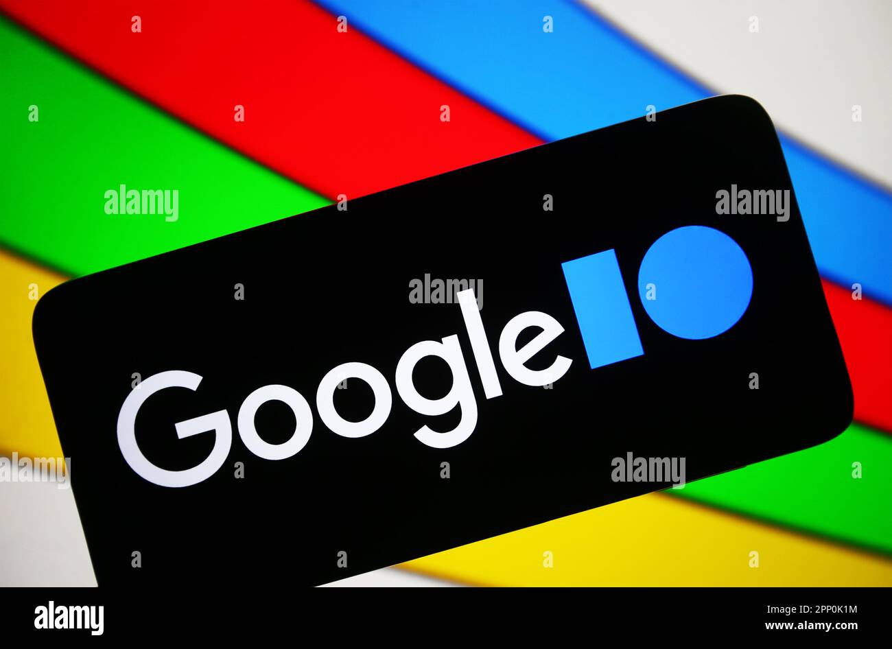 In dieser Fotoabbildung ist das Google I/O 2023 -Logo auf einem Smartphone-Bildschirm zu sehen. Stockfoto