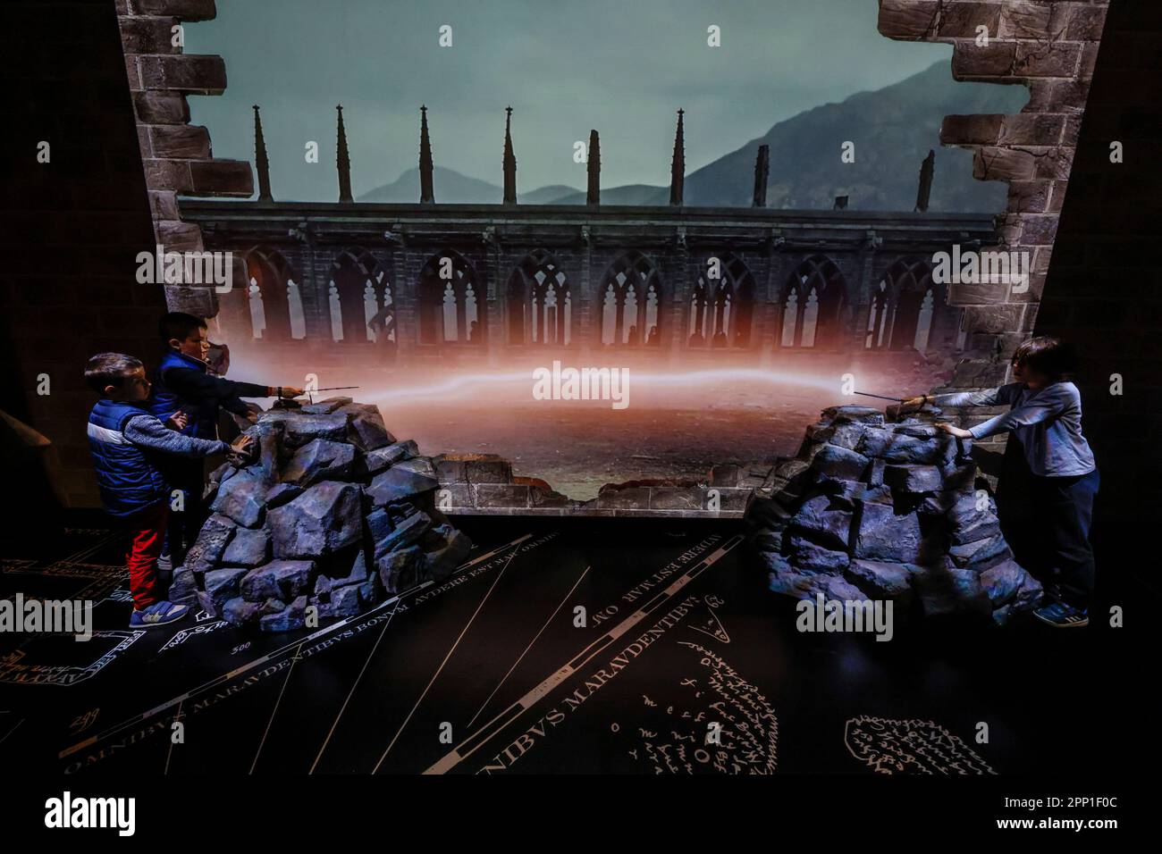 HARRY-POTTER-AUSSTELLUNG IN PARIS Stockfoto