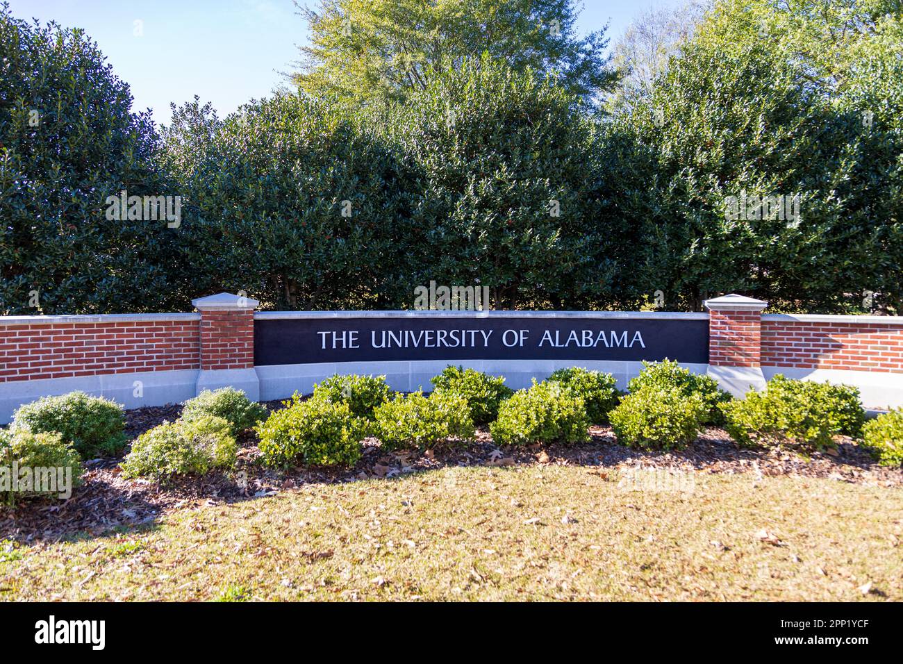Tuscaloosa, AL - Januar 2022: University of Alabama Schild auf dem Campus Stockfoto