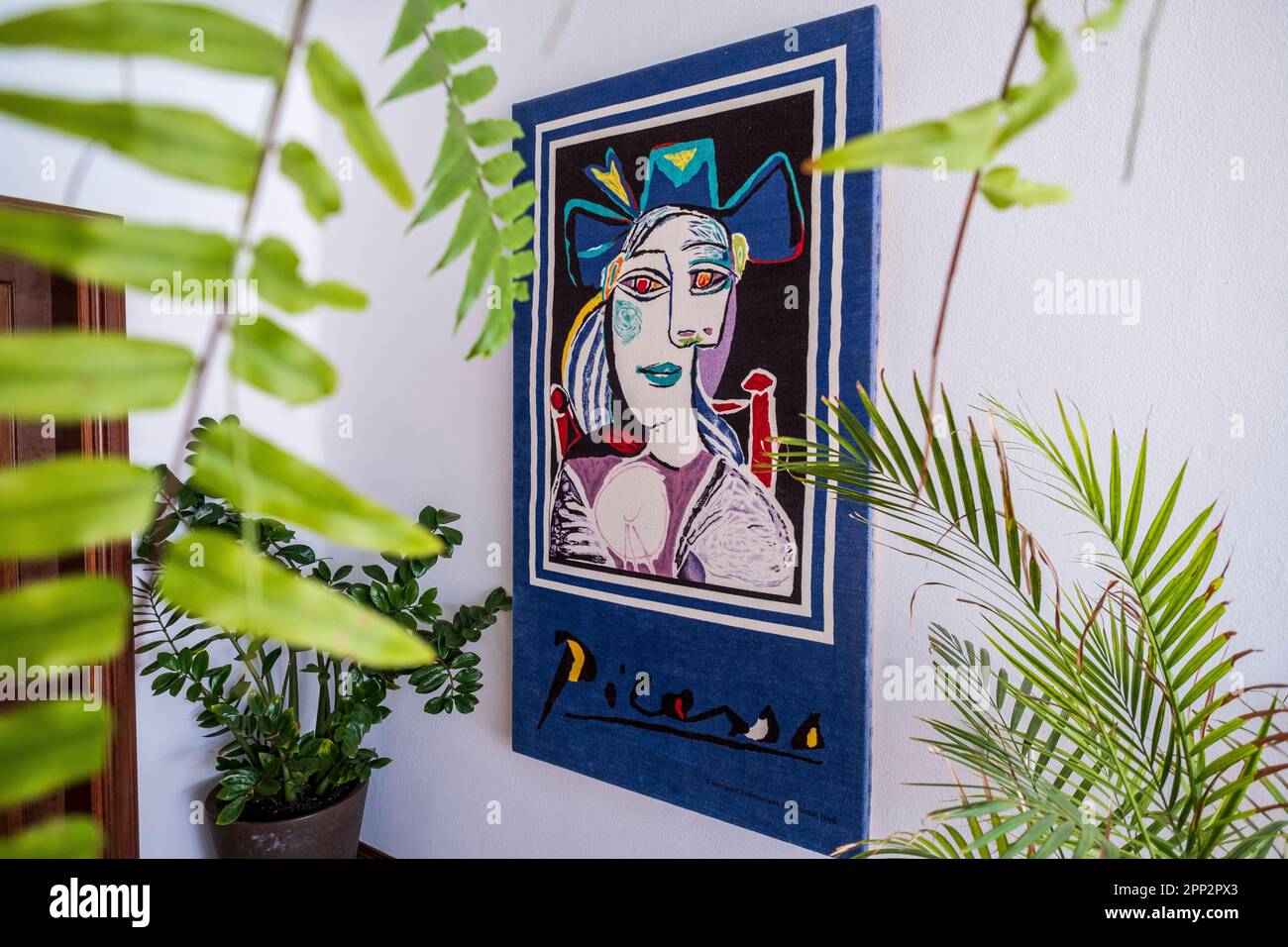 Ein Picasso-Poster an der Wand das César Manrique-Haus in Haría, Lanzarote, Kanarische Inseln, Spanien Stockfoto