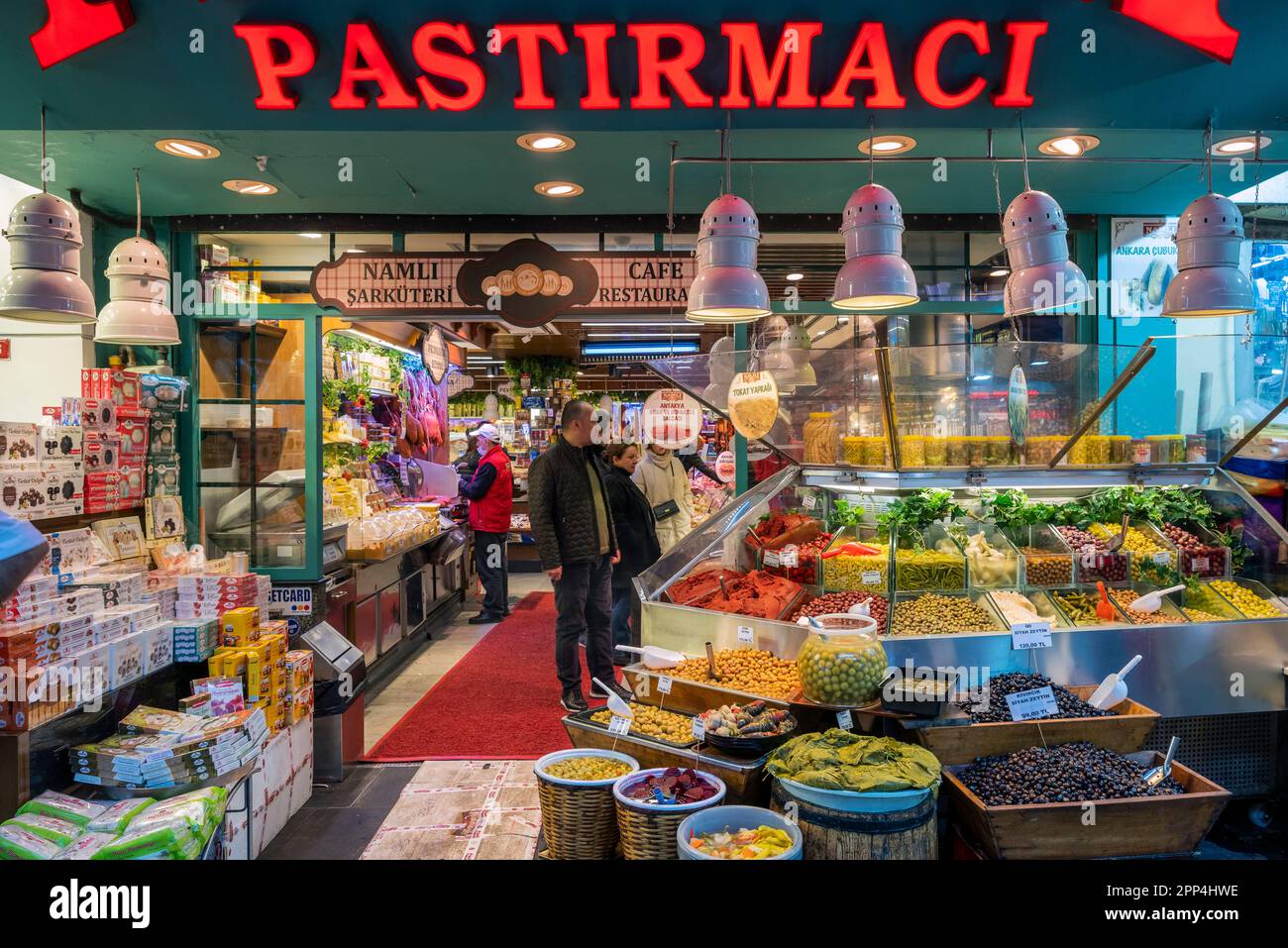 Lebensmittelgeschäft, Istanbul, Türkei Stockfoto