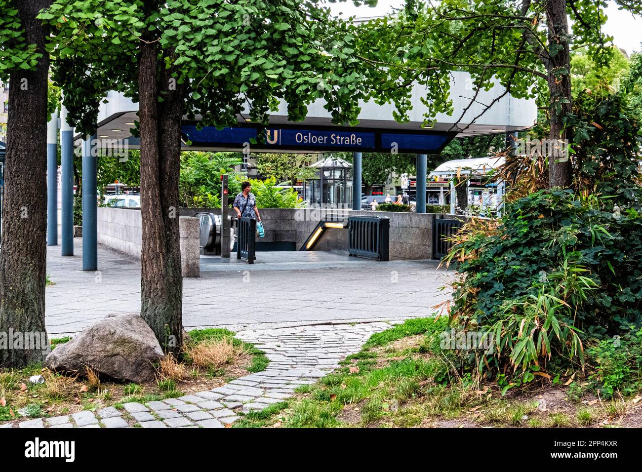 U Osloer Straße, Eingang zur U-Bahn U-Bahn Station, Gesundbrunnen-Mitte, Berlin Stockfoto
