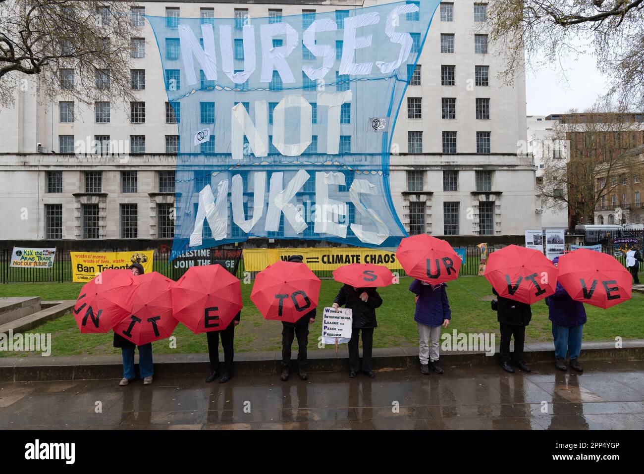 London, Großbritannien. 21. April 2023. Tag 1 der vier Tage der Klimaproteste, initiiert durch die Extinction Rebellion und unterstützt von mehr als 200 Organisationen, Inc Stockfoto
