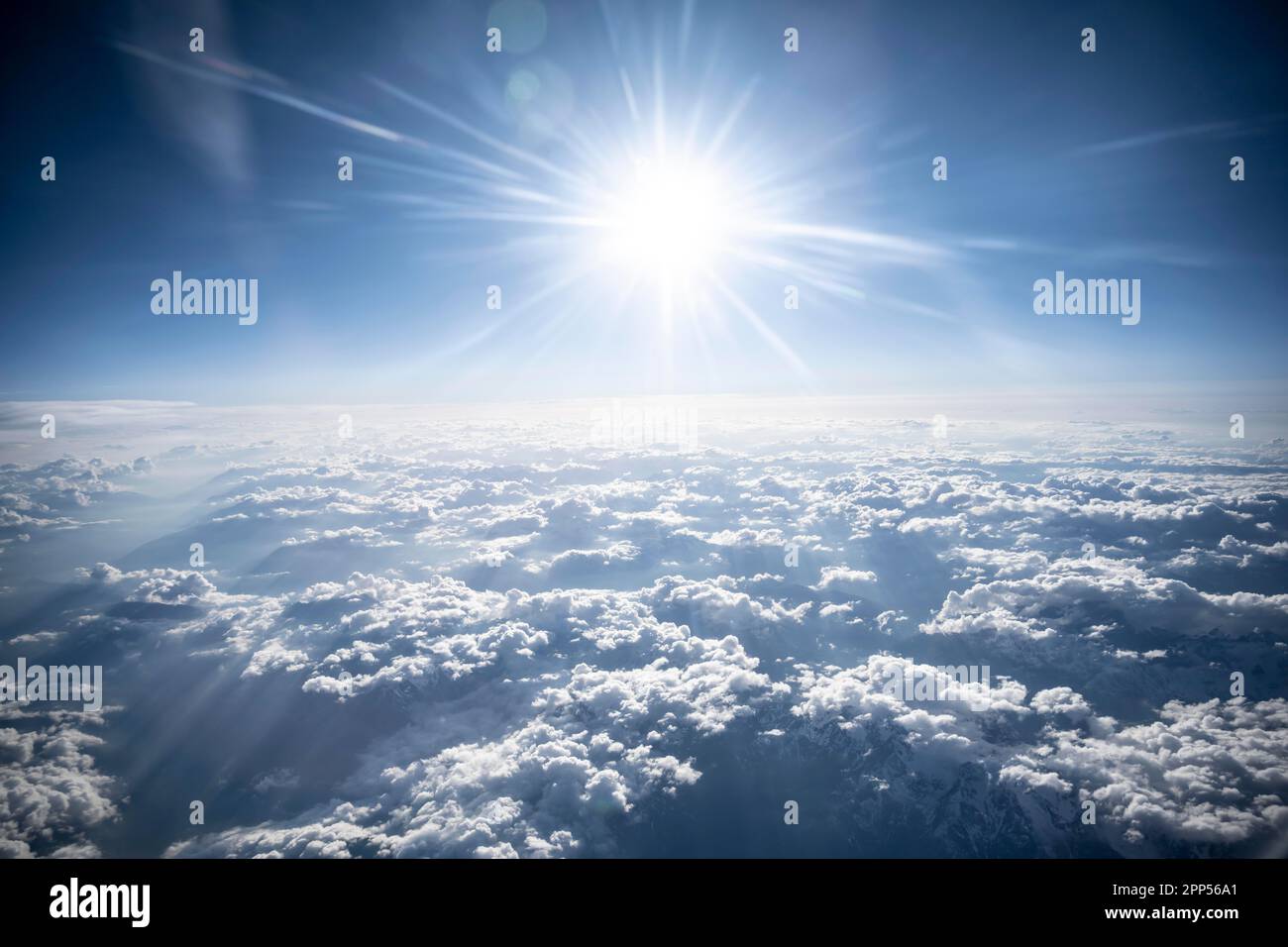 Sonne, Blick über die Wolken, Wetter, Meteorologie Stockfoto