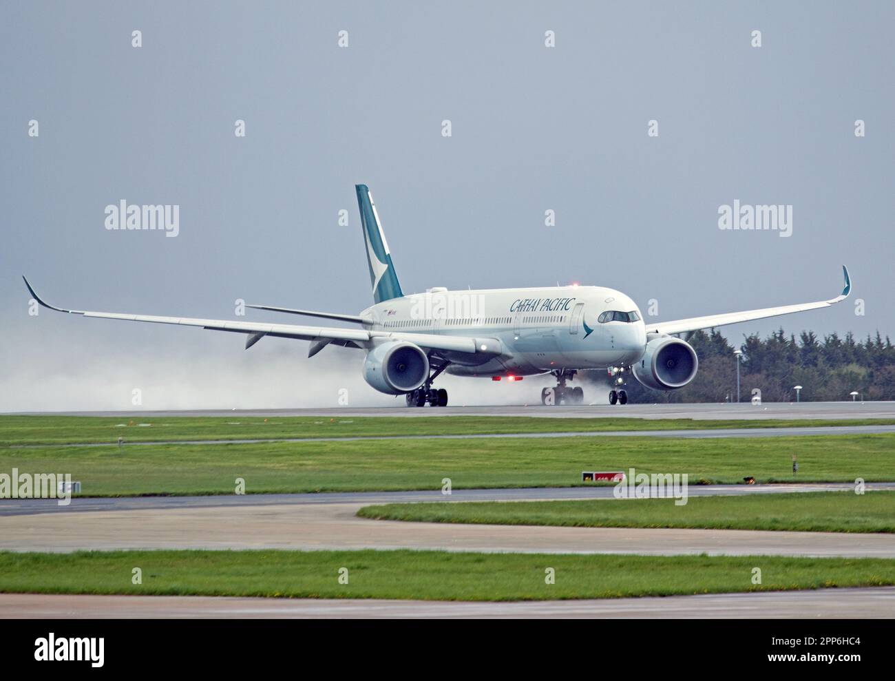 B-LQA, Cathay Pacific, Airbus A350-941 auf dem Weg nach Hongkong Stockfoto