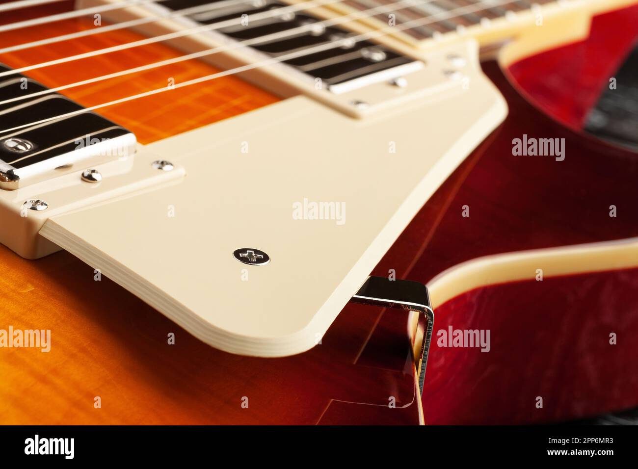 Elektrische Gitarrenpflücker Makro-Nahaufnahme Stockfoto