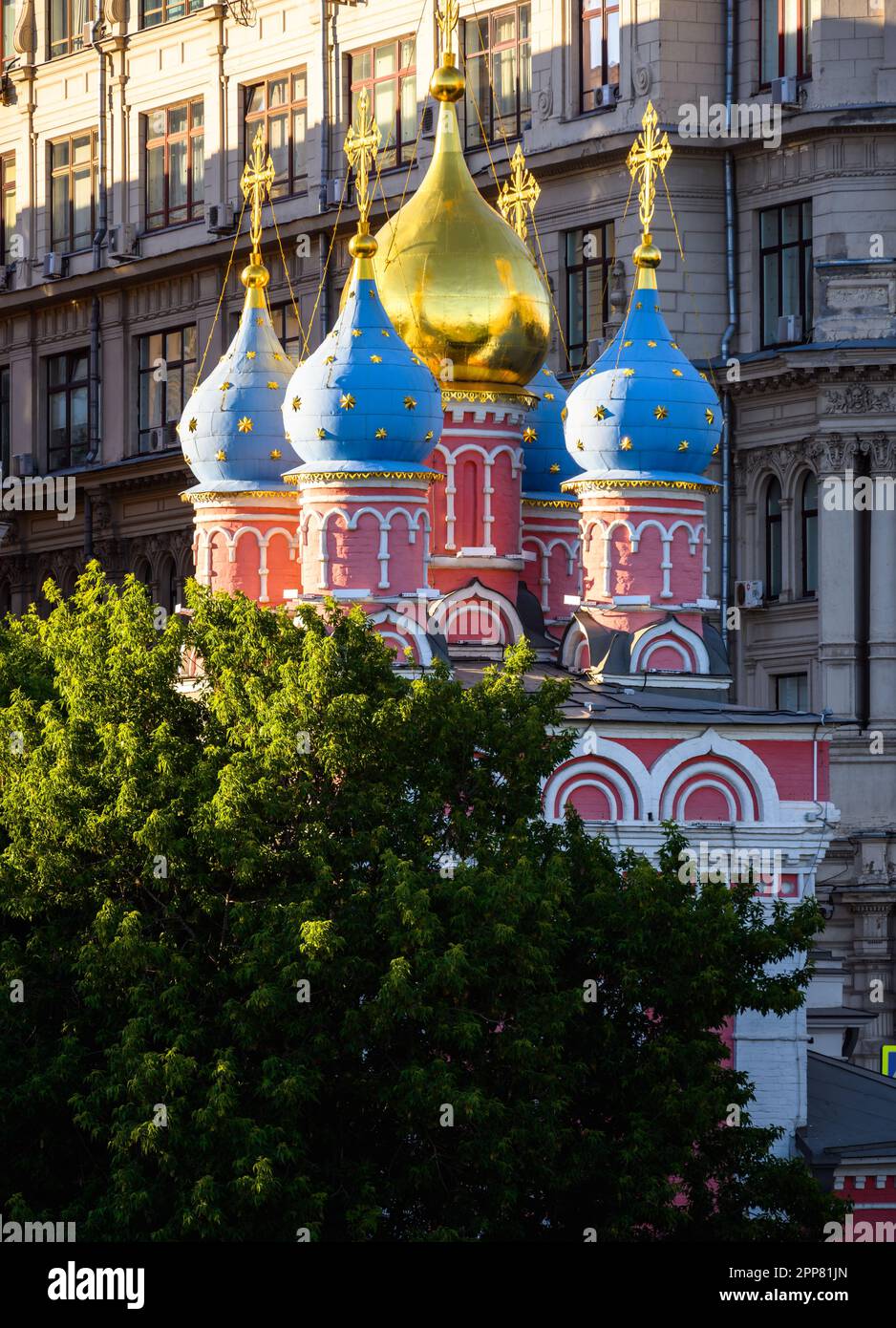 Kirche des heiligen in Moskau, Russland. Landschaft von alten