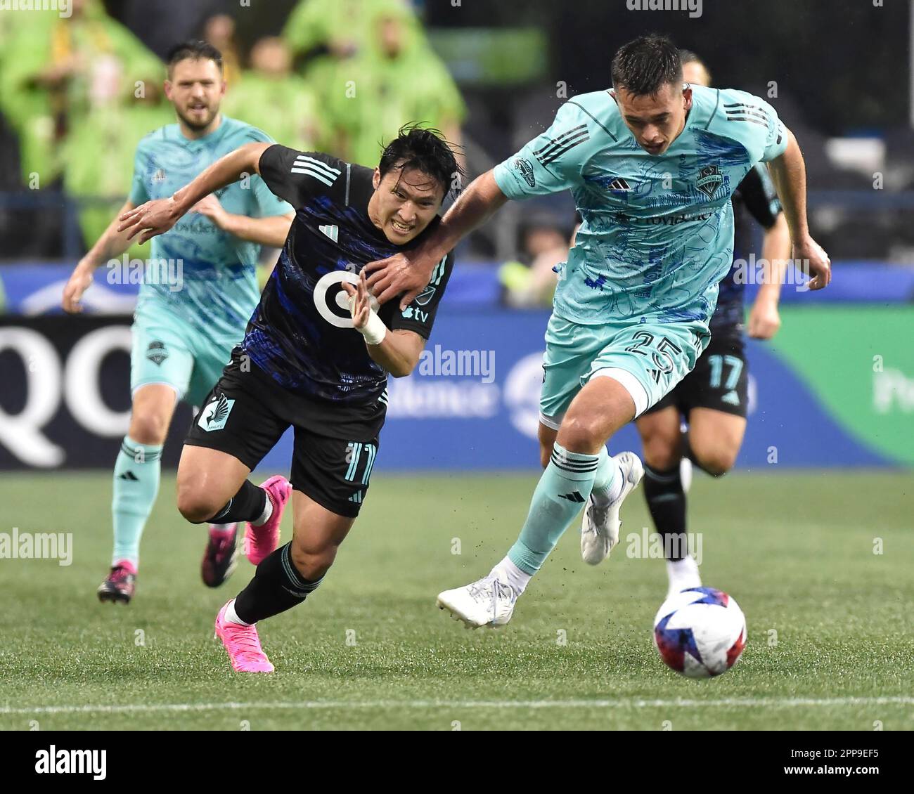 Seattle, WA, USA. 22. April 2023. Seattle Sounders Verteidiger Jackson Ragen (25) während des MLS-Fußballspiels zwischen Minnesota United und Seattle Sounders FC auf dem Lumen Field in Seattle, WA. Seattle hat Minnesota 1-0 besiegt. Steve Faber/CSM(Kreditbild: © Steve Faber/Cal Sport Media). Kredit: csm/Alamy Live News Kredit: CAL Sport Media/Alamy Live News Stockfoto