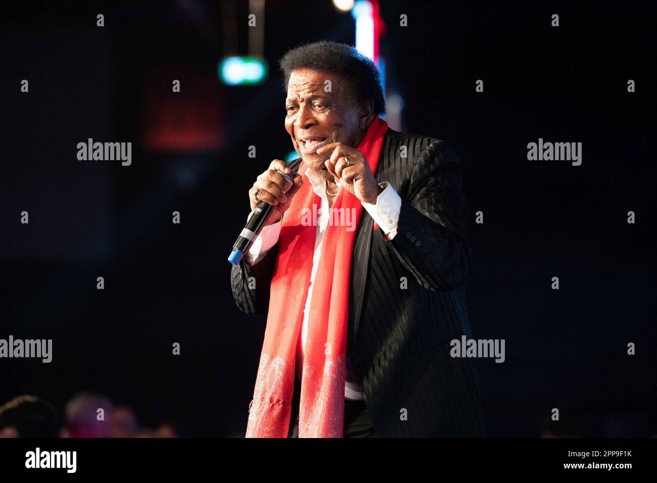 Calcar, Deutschland. 22. April 2023. Roberto BLANCO, Sänger, Gesang, Gesang, Konzert, Die Goldene Sonne 2023, am 22. April 2023 in Wunderland Kalkar, Kredit: dpa/Alamy Live News Stockfoto