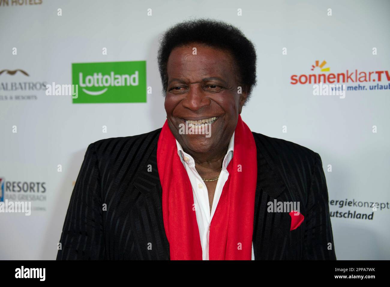 Calcar, Deutschland. 22. April 2023. Roberto BLANCO, Sänger, Red Carpet, Red Carpet Show, Ankunft, Ankunft, die Goldene Sonne 2023, am 22. April 2023 in Wunderland Kalkar, Guthaben: dpa/Alamy Live News Stockfoto
