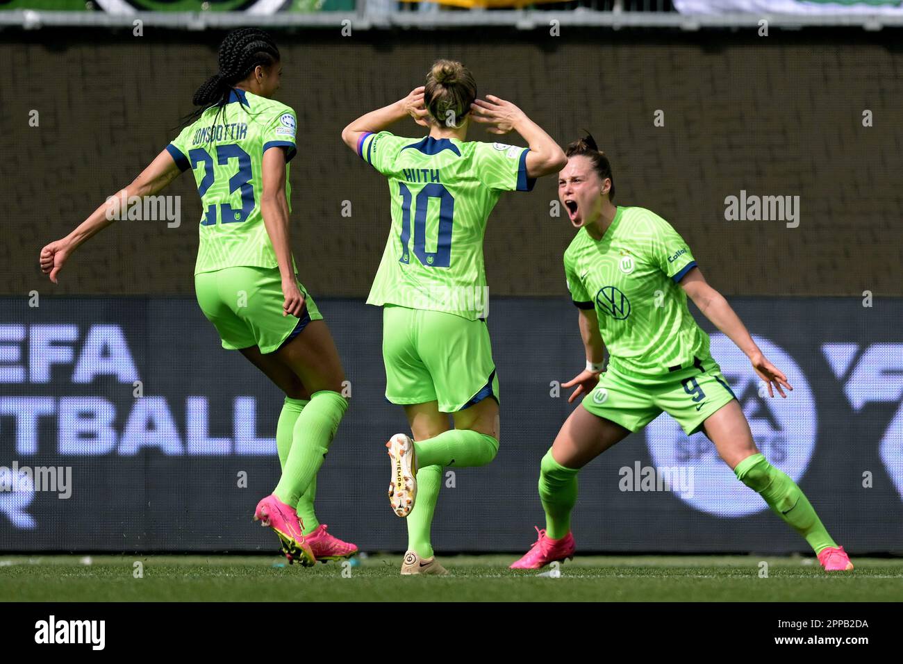 Elegantes Vfl Wolfsburg Damen Ebenbild