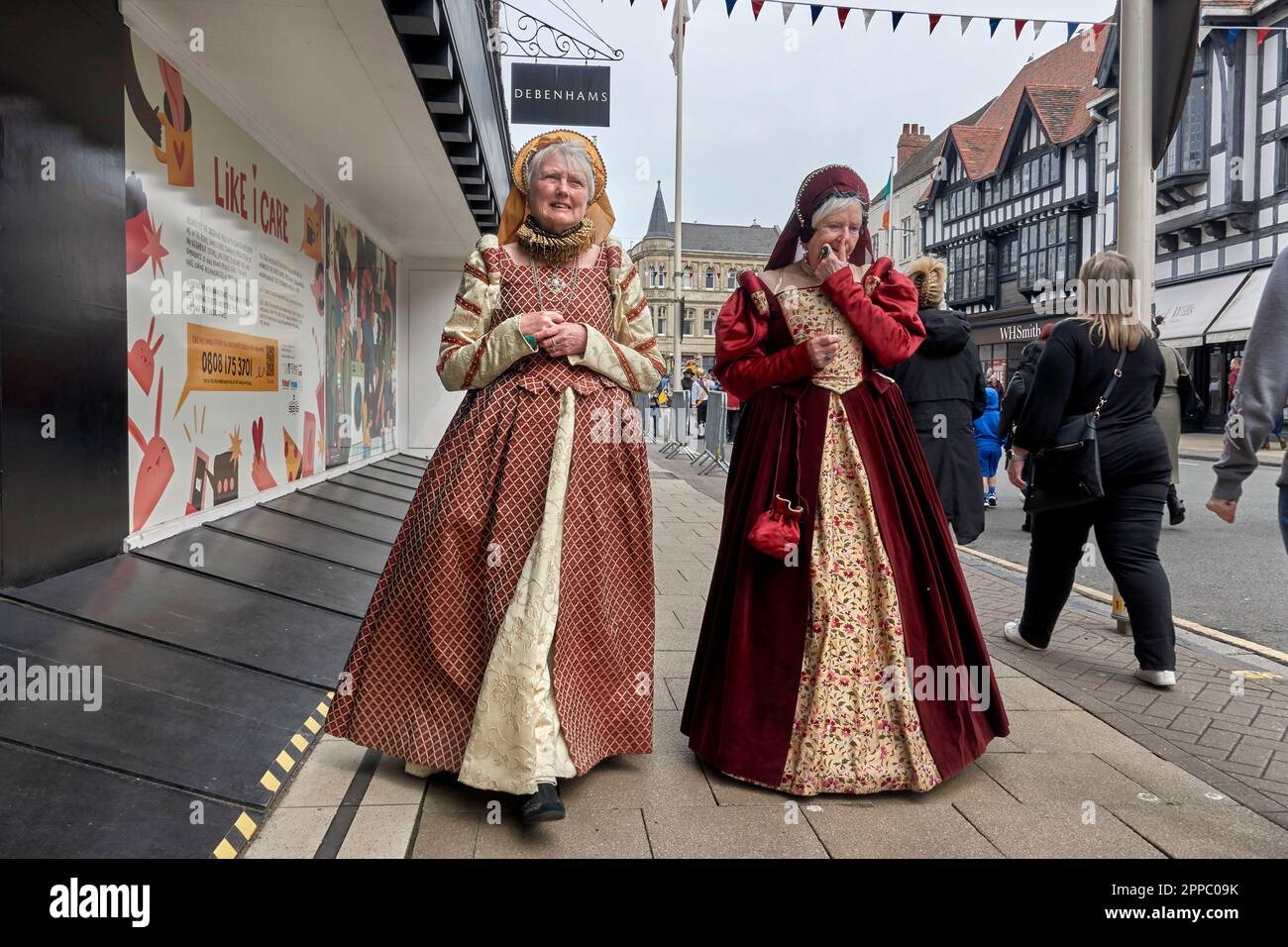 William Shakespeare Geburtstagsfeier mit Einheimischen in elisabethanischem Kostüm. Stratford-upon-Avon, England, Großbritannien. Stockfoto