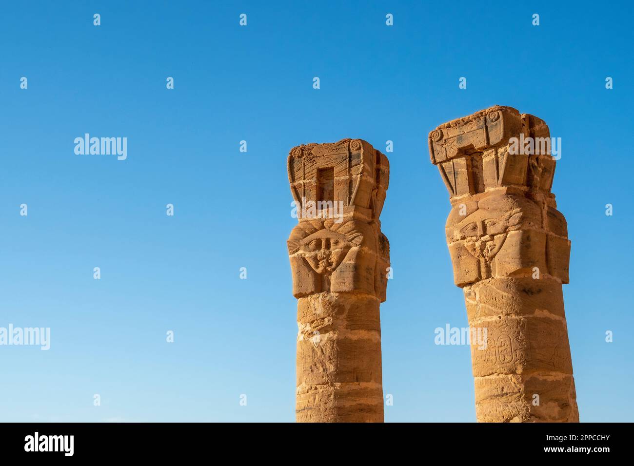 Säulen in den Tempelruinen von Jebel Barkal, Karima, Sudan Stockfoto