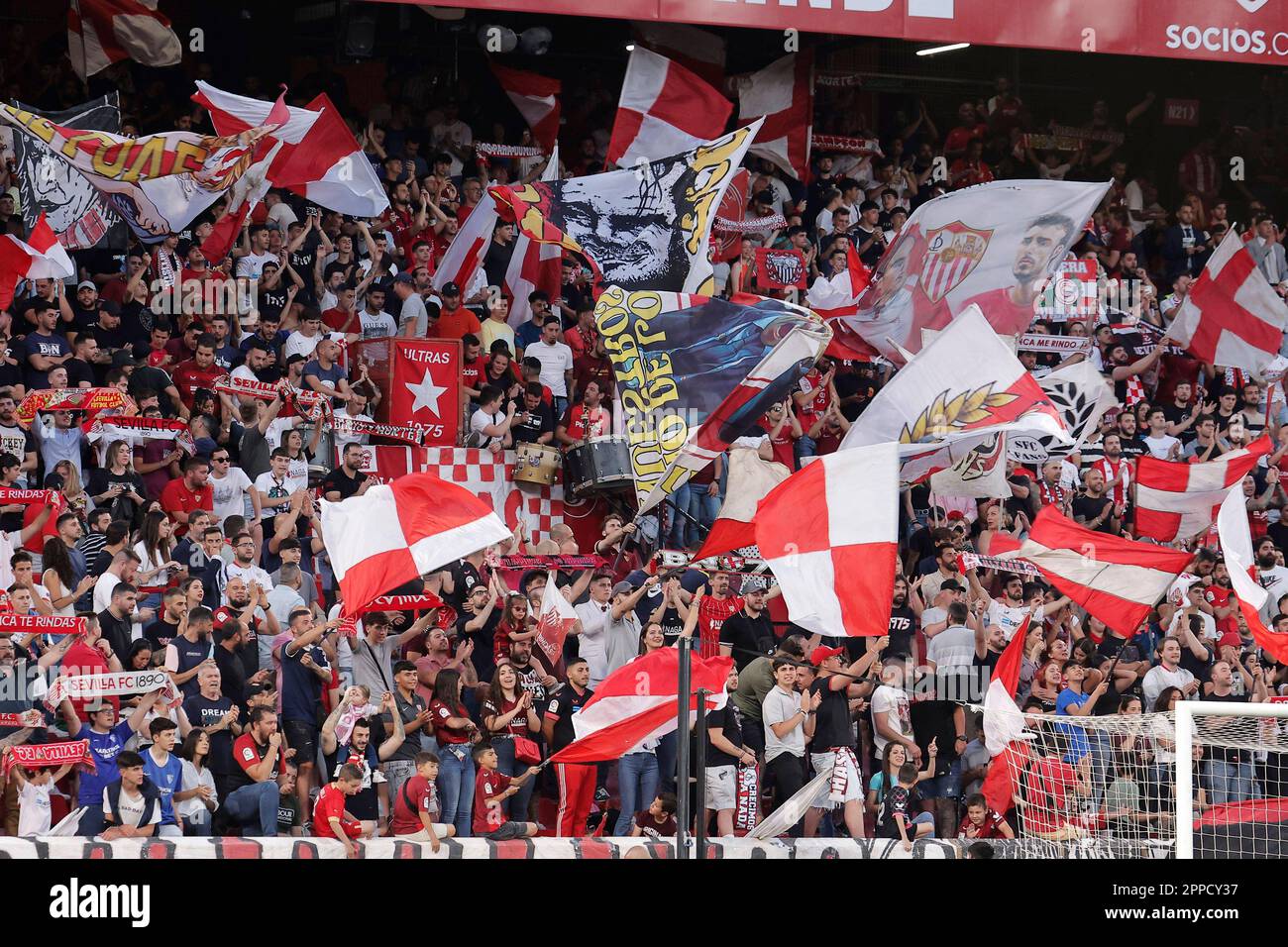 Sevilla, Spanien. 23. April 2023. Spanisches Fußballspiel La Liga Sevilla gegen Villarreal im Sanchez Pizjuan Stadium, Sevilla 23. april, 2023 23./04/2023. SEVILLA Jornada 30 Liga Santander Sevilla FC-villarreal cf Estadio Sanchez pizjuan 900/Cordon Press Credit: CORDON PRESS/Alamy Live News Stockfoto