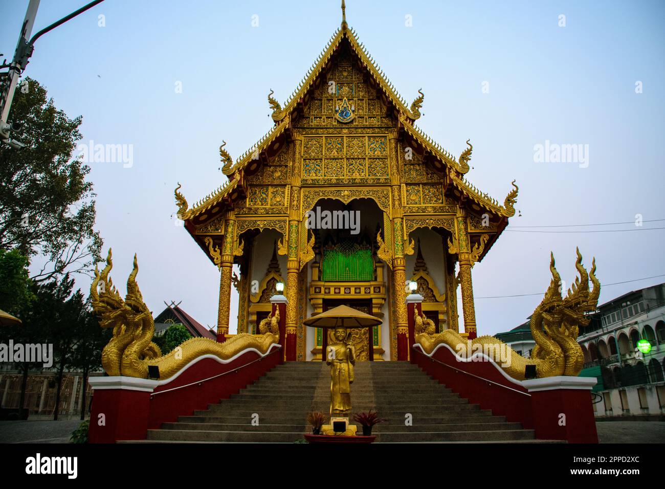 Phra Sangkachai, mit dem fetten Mönch im Wat Mung Muang Tempel in Chiang Rai Stockfoto