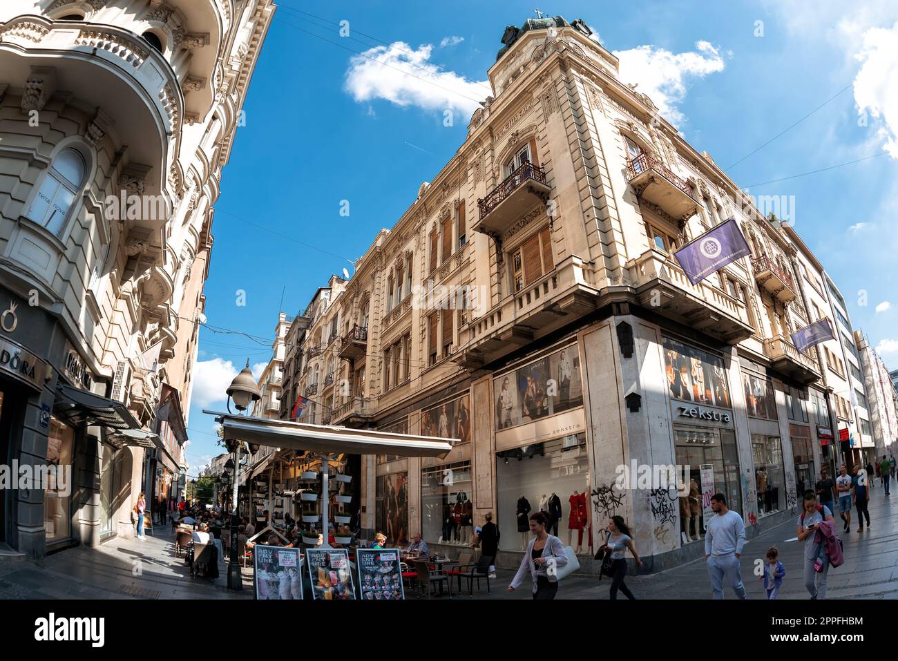 Belgrad, Serbien - 08. September 2019: Knez Mihailova Straße in der Altstadt von Belgrad Stockfoto