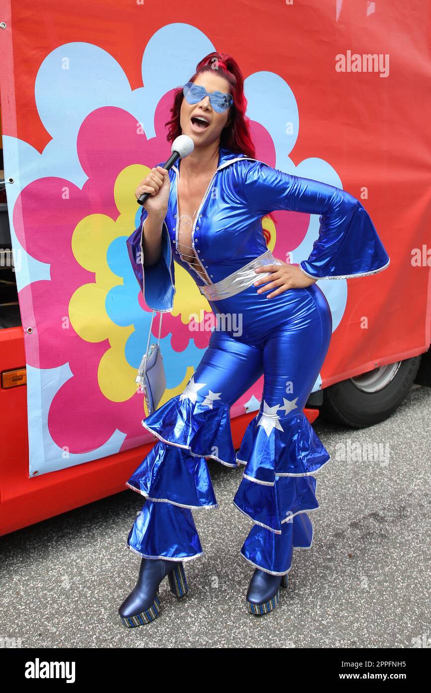 Micaela Schaefer, Schlagermove, 02.07.2022, Hamburg Stockfoto