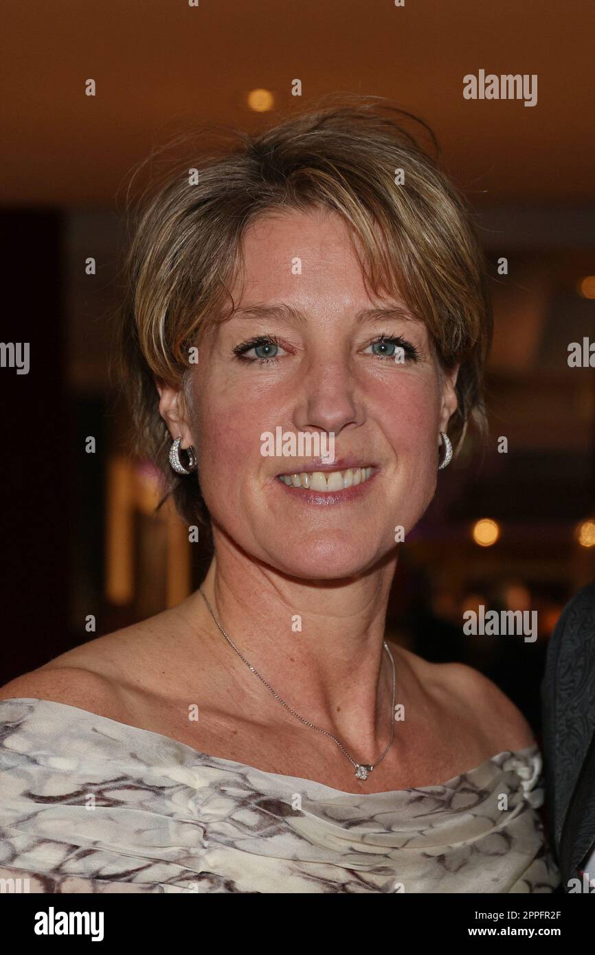 Christina Block, Blue Ball 2023 zugunsten der Kinderkrebsstation der UKE im Hotel Grand Elyssee, Hamburg, 01.04.2023 Stockfoto