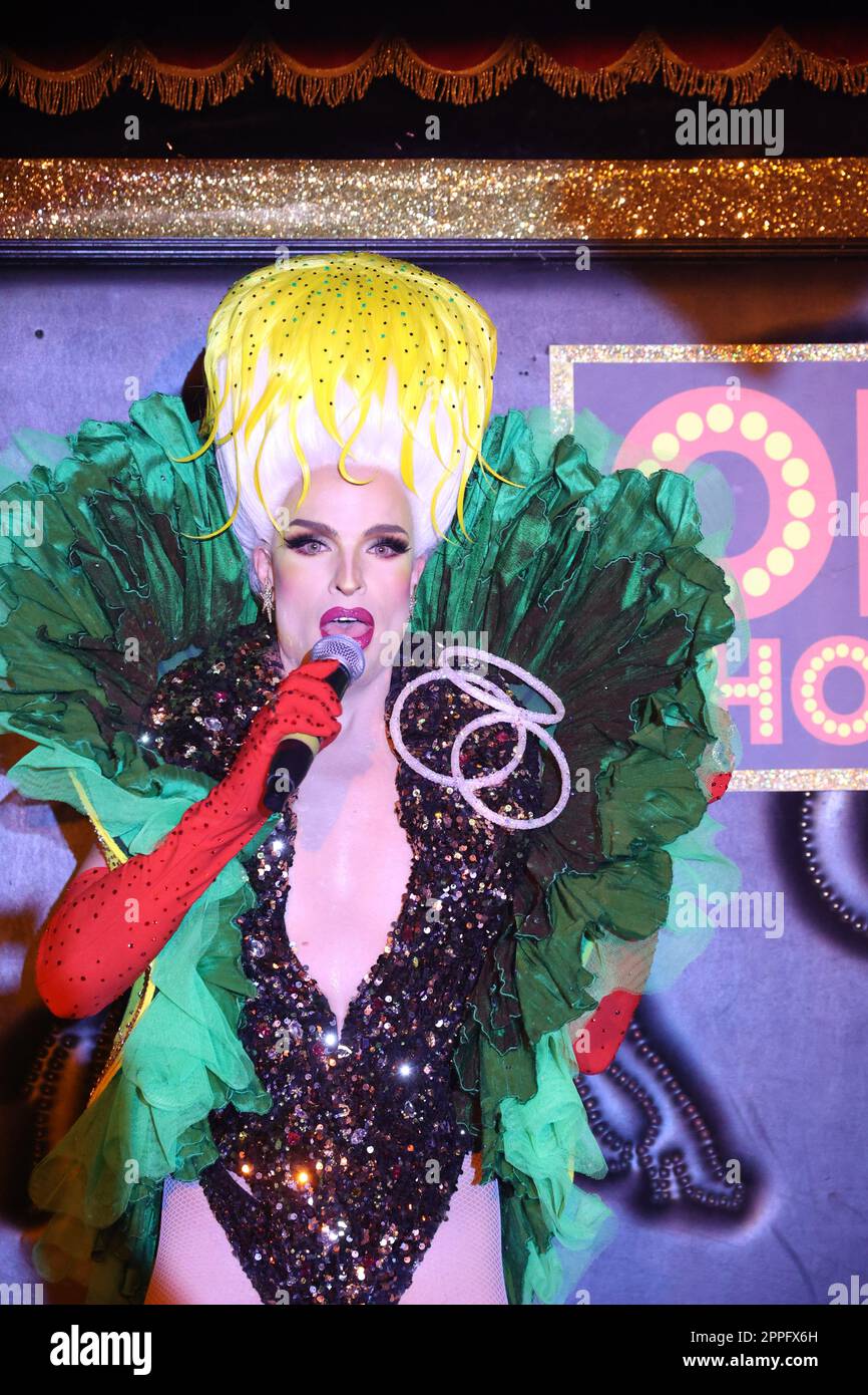 Tamara Mascara, Lieferando Food-Queen Präsentation der Verkleidung der Drag Queens im Olivia Show Club auf der Reeperbahn, Hamburg, 19.07.2022 Stockfoto