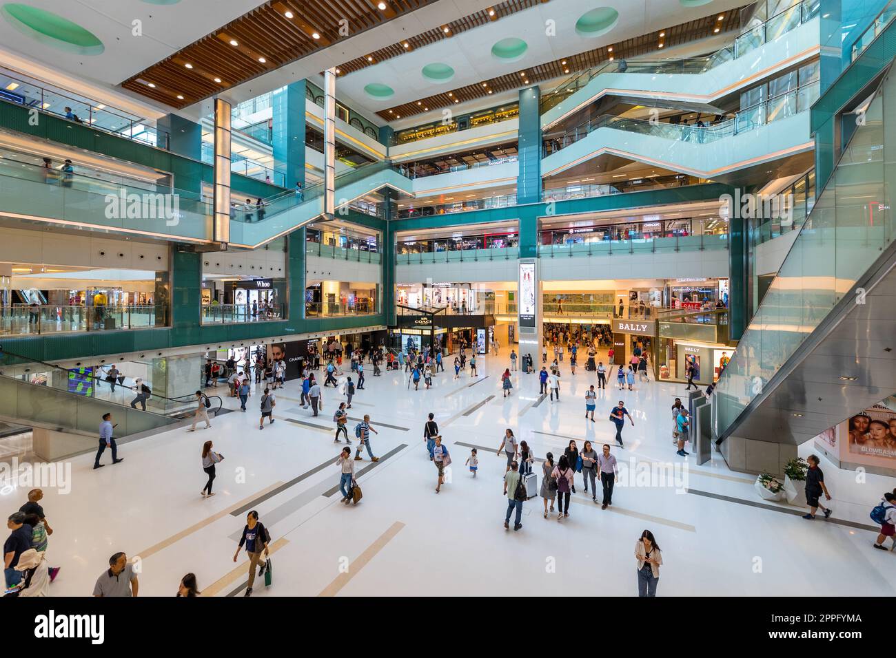 Sha Tin, Hongkong 03. Juni 2019: Einkaufszentrum in Hongkong Stockfoto