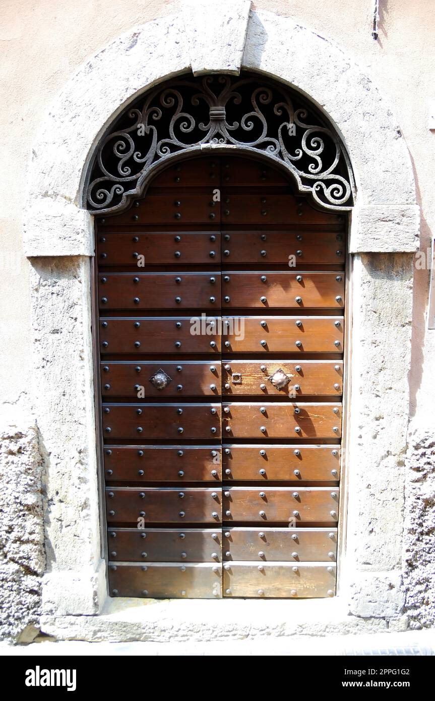 Gebäude, Detailansicht einer Haustür oder Eingangstür Stockfoto