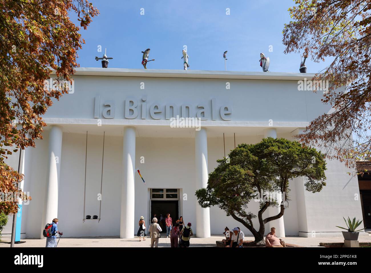 Die Fassade des Biennale Central Pavillons in Giardini in Venedig. Italien Stockfoto