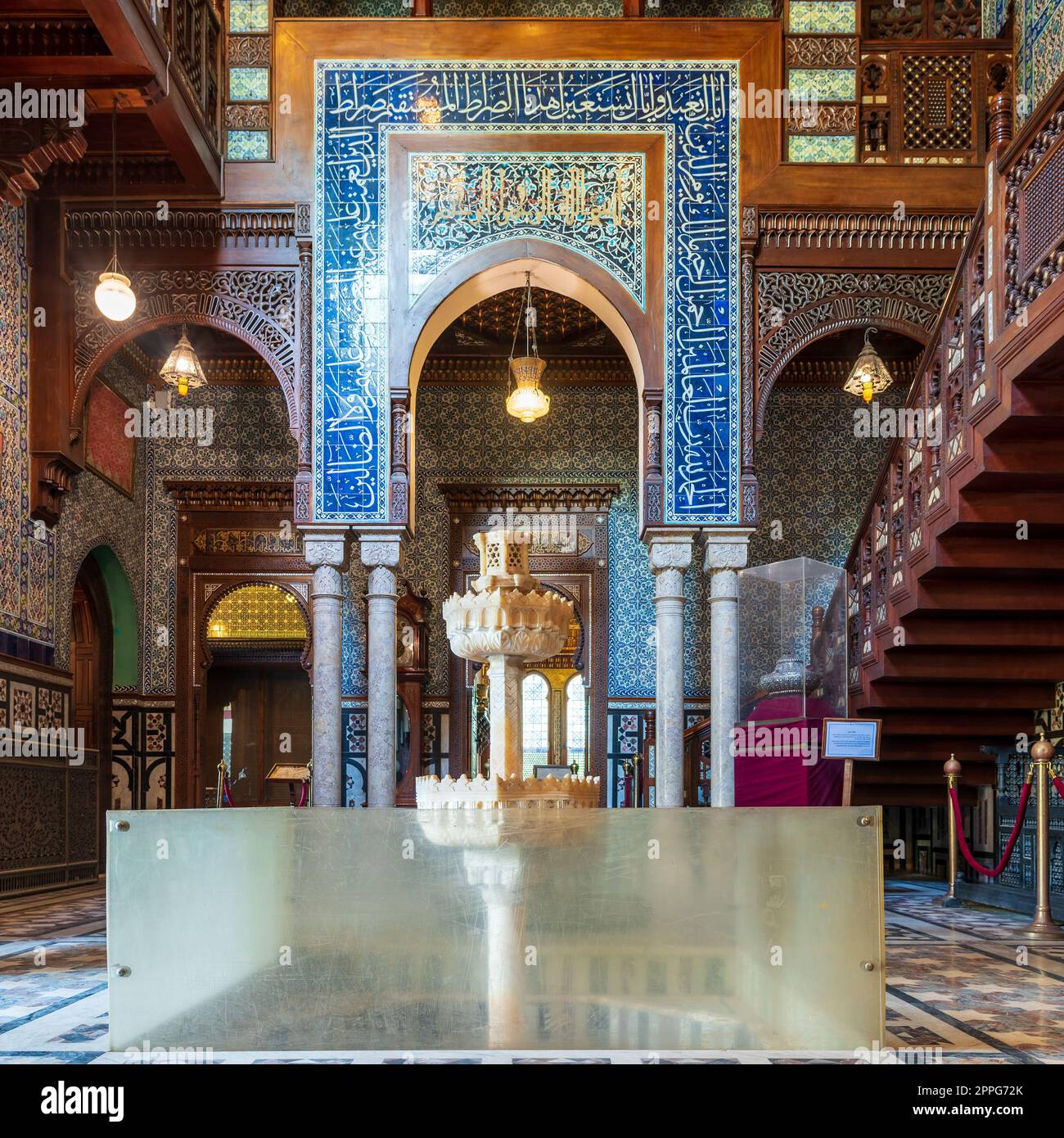 Manialpalast von Prinz Mohammed Ali. Residenzgebäude mit türkischen blumigen Keramikfliesen, Kairo, Ägypten Stockfoto