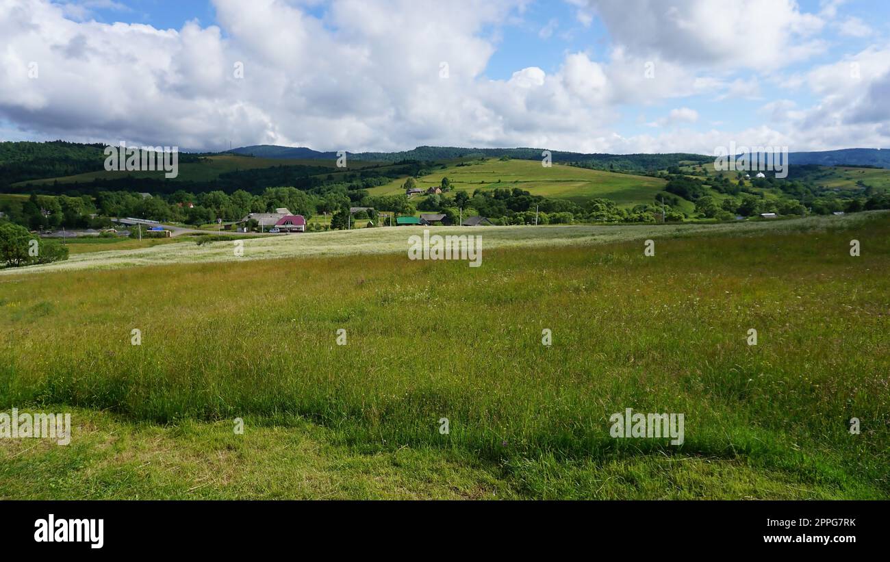 Wunderschöne Landschaft der Karpaten Stockfoto