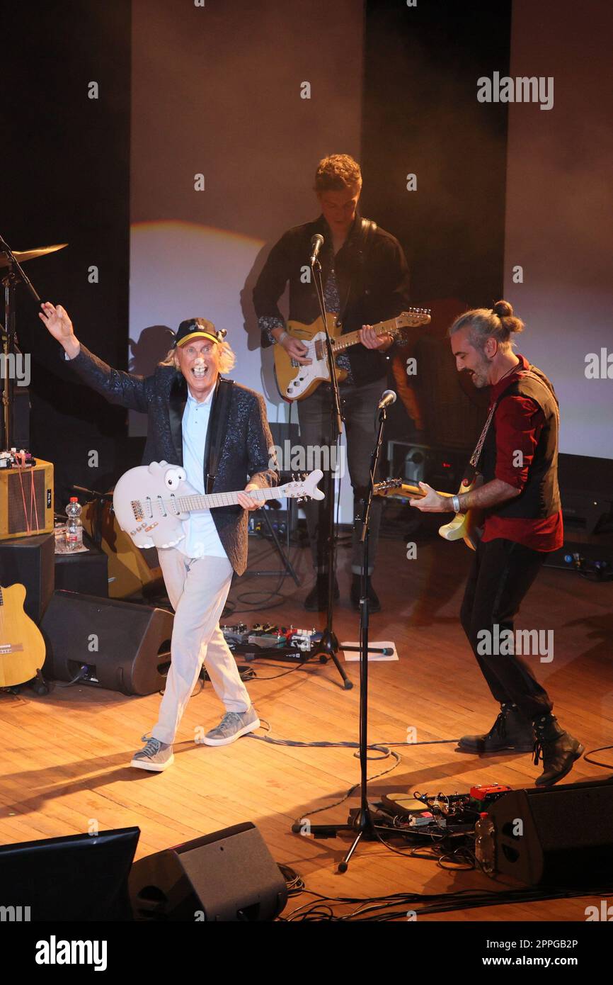 Otto Waalkes,'zurück zu Audimax': Otto feiert Jubiläum mit Sternengästen, Audimax Hamburg, 15.09.2022 Stockfoto