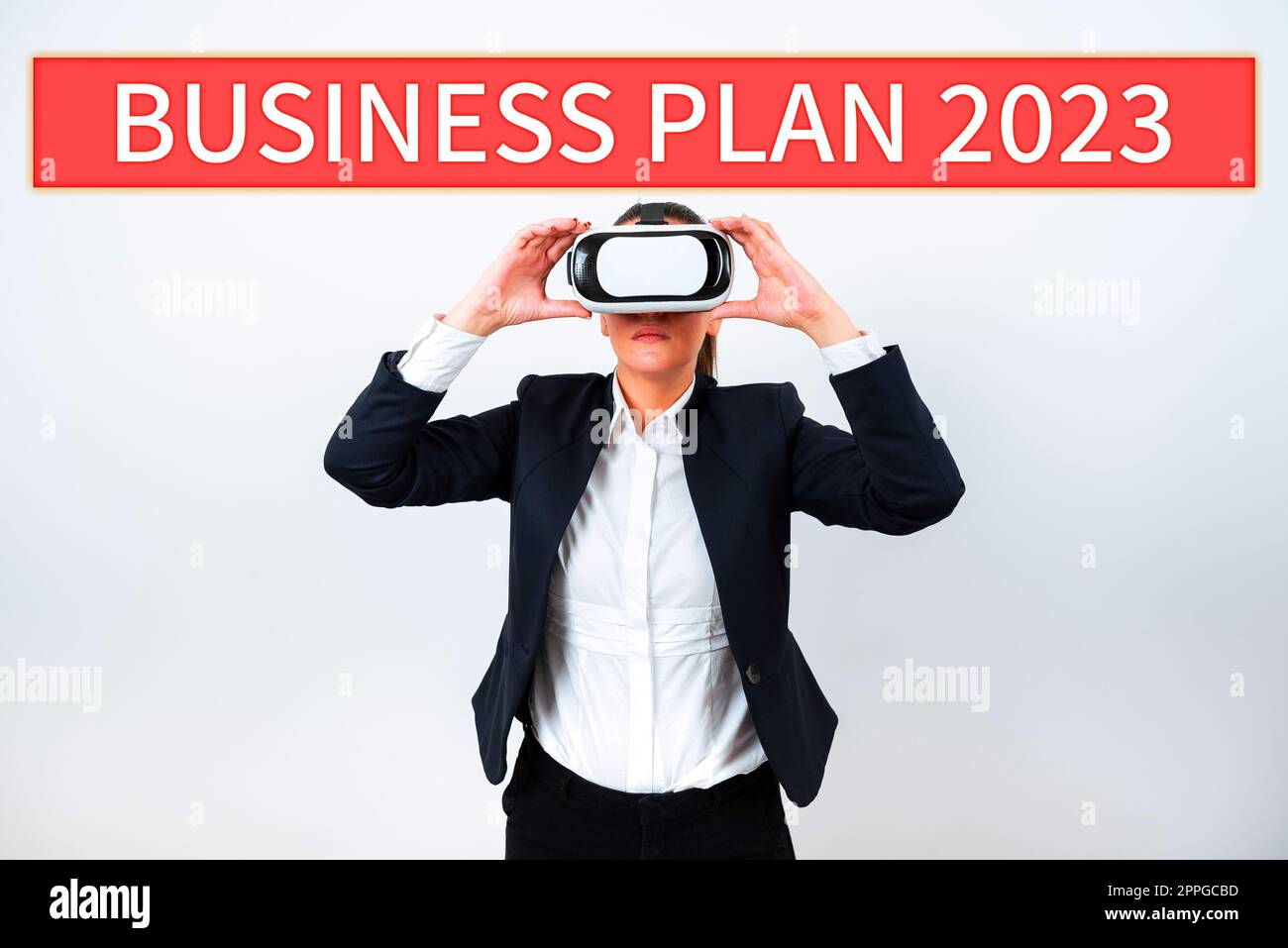 Schreiben mit Text Businessplan 2023. Konzept bedeutet herausfordernde Geschäftsideen und Ziele für das neue Jahr Stockfoto