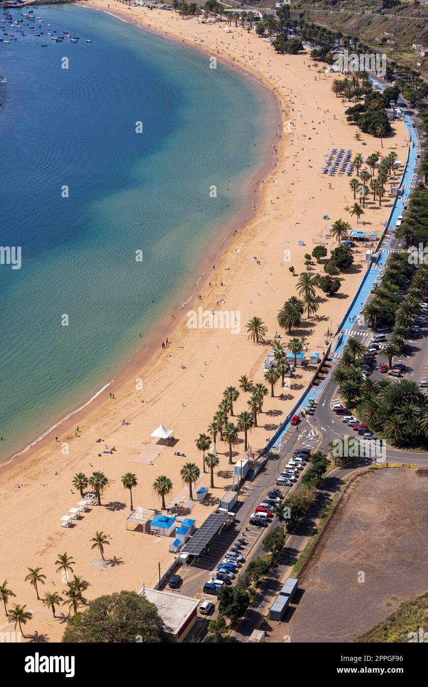 Teresitas Strand, Playa de las Teresitas, Luftaufnahme nahe Santa Cruz an der Nordküste von Teneriffa, Kanarische Inseln, Spanien Stockfoto