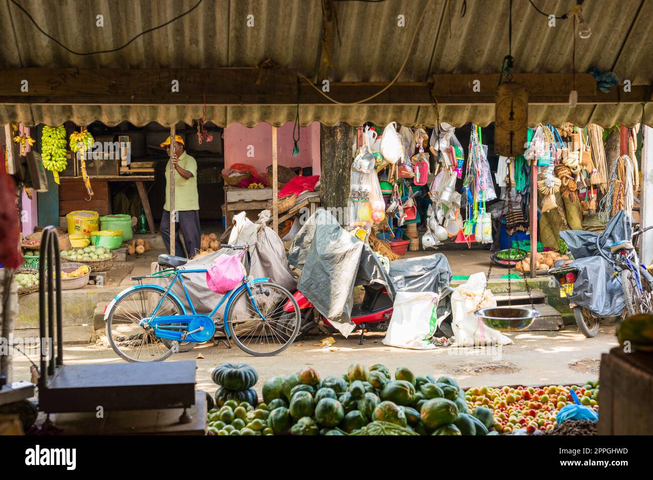 Kleine und mittlere Unternehmen in den Straßen der Stadt Galle im Süden Sri Lankas Stockfoto