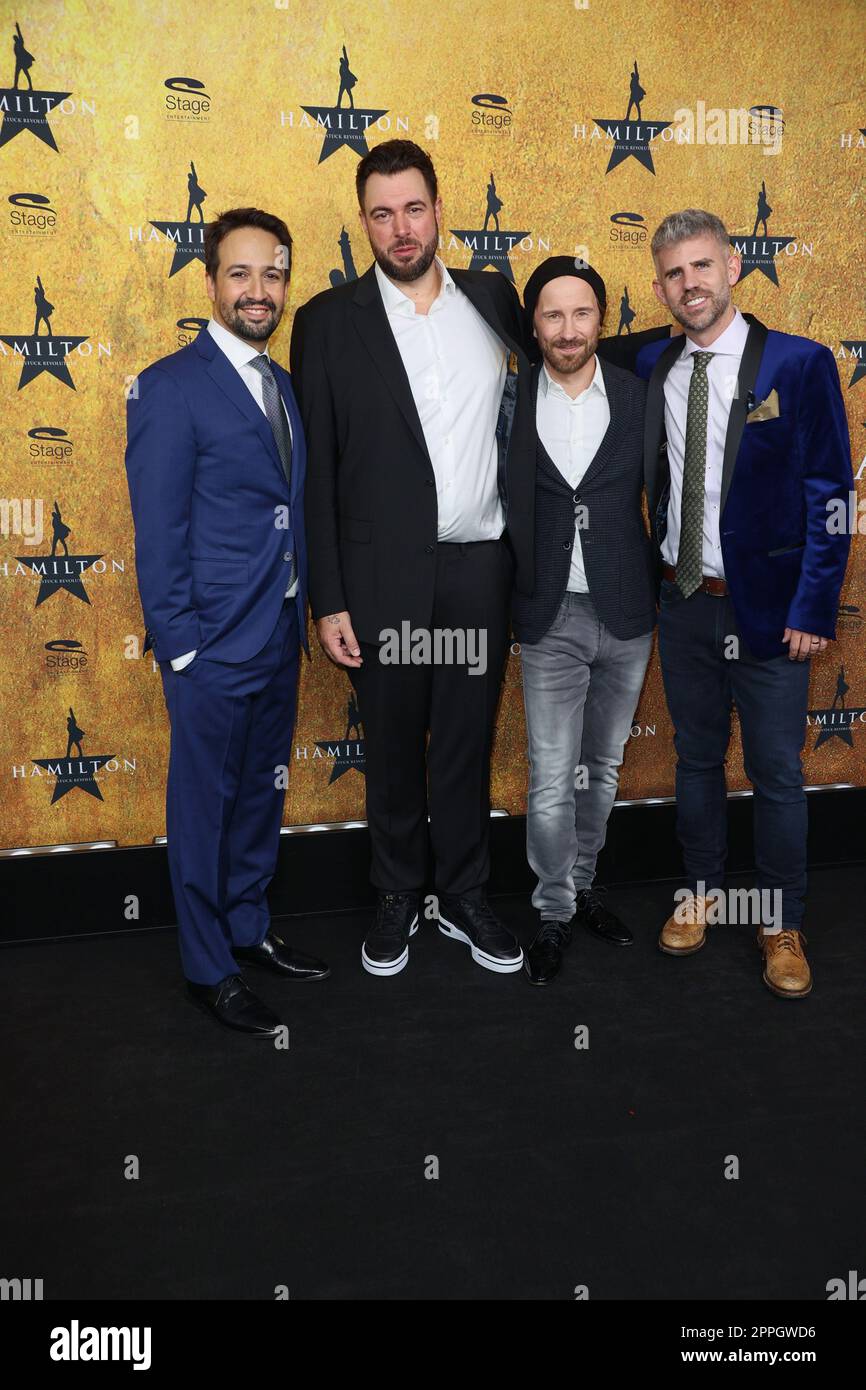 Lin-Manuel Miranda, Sera Finale, Kevin Schroeder, Premiere des Musicals Hamilton im Operettenhaus, Hamburg, 06.10.2022 Stockfoto