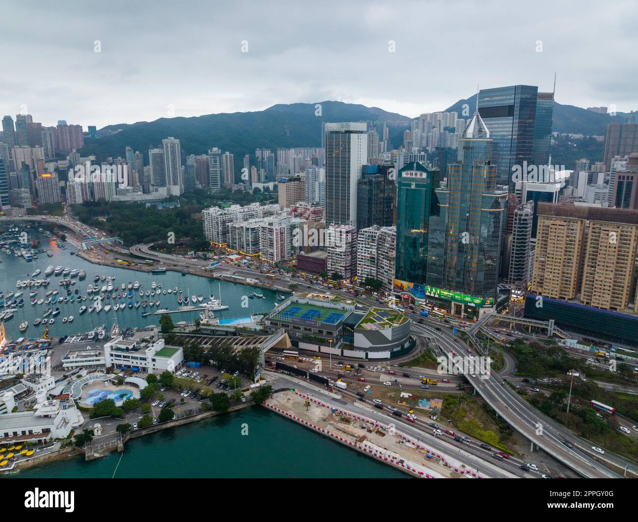 Sheung Wan, Hongkong 09. Februar 2021: Draufsicht auf Hong Kong City Stockfoto