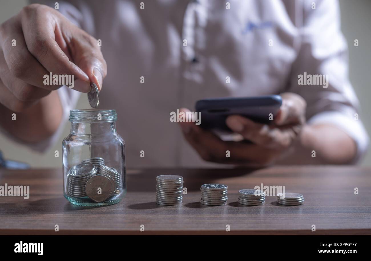 Sparen Sie Geld und Konto-Banking für Finanzkonzept Stockfoto