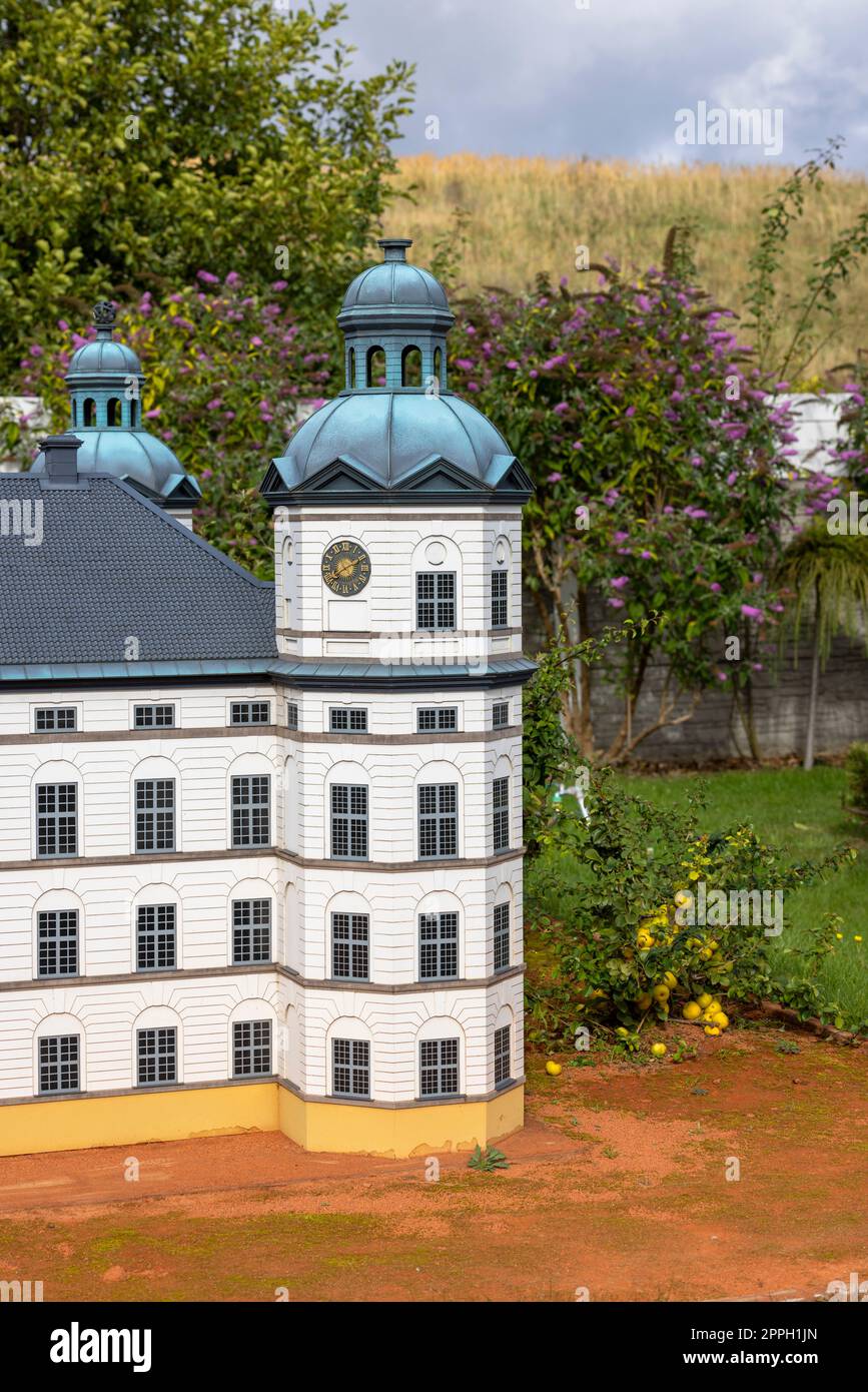 Baltischer Miniaturpark, kleine Nachbildung der barocken Burg Skokloster in Schweden, Miedzyzdroje, Polen Stockfoto