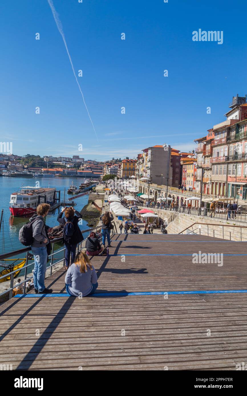 Blick auf das historische Viertel Ribeira Stockfoto