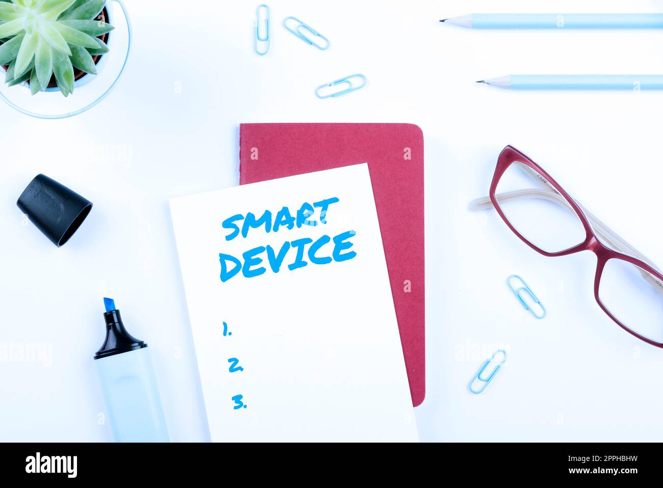 Textüberschrift mit Smart Device. Business-Schaufenster Elektronisches Gadget, das in der Lage zu verbinden teilen interagieren mit dem Benutzer Stockfoto