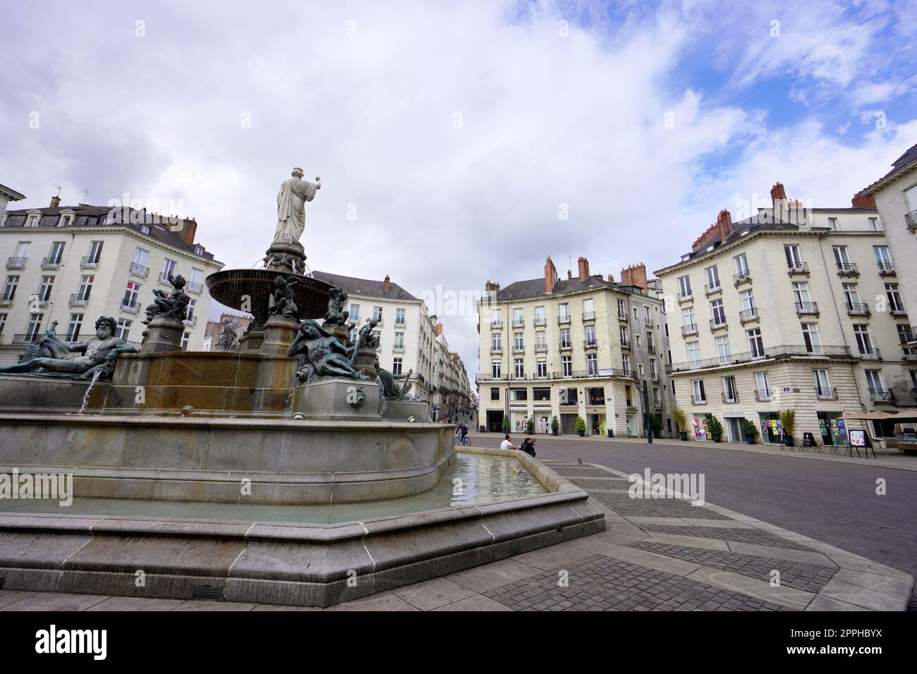 NANTES, FRANKREICH - 5. JUNI 2022: Place Royale in Nantes, Frankreich Stockfoto