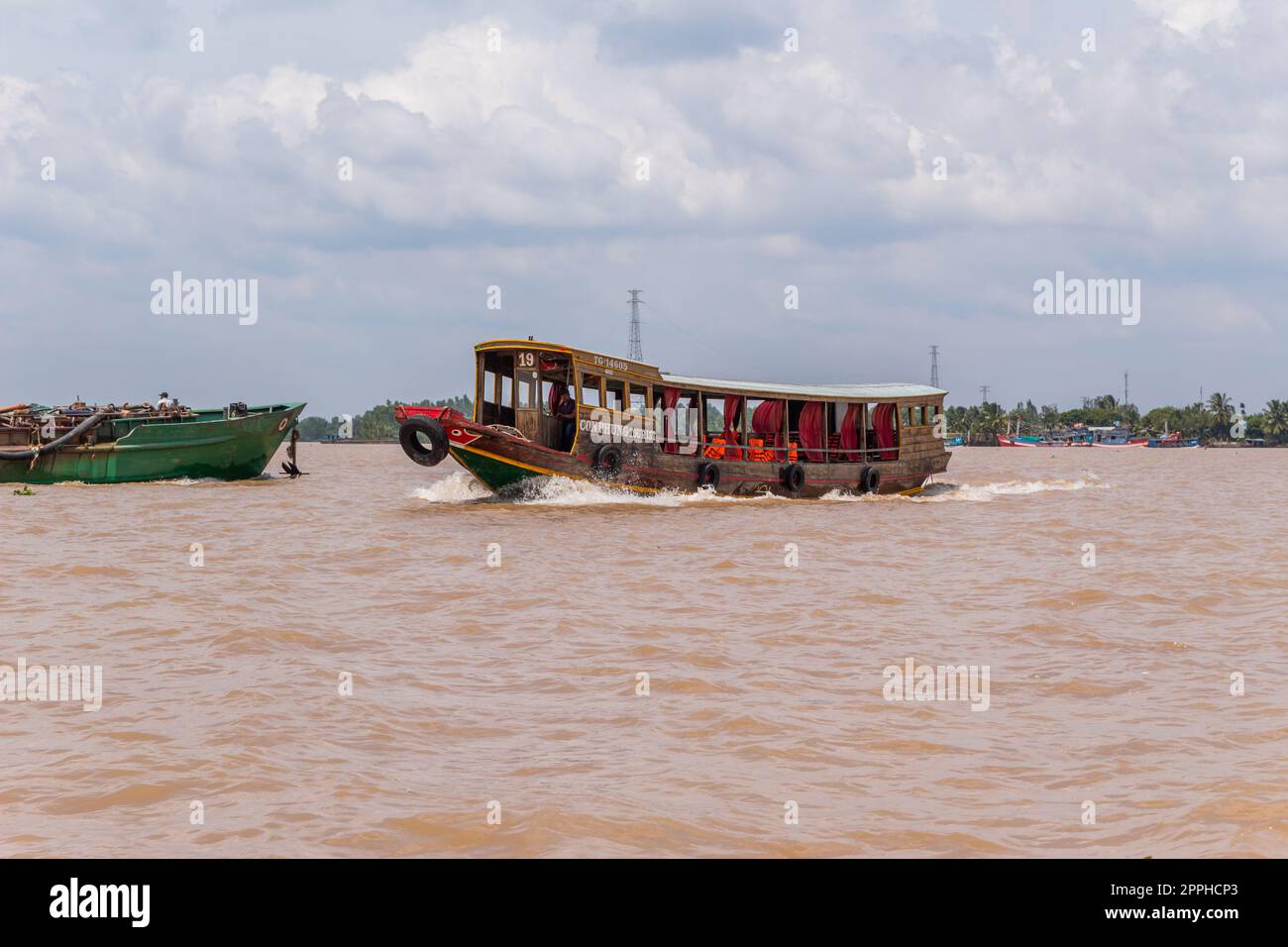 Touristenboot auf dem Mekong Stockfoto