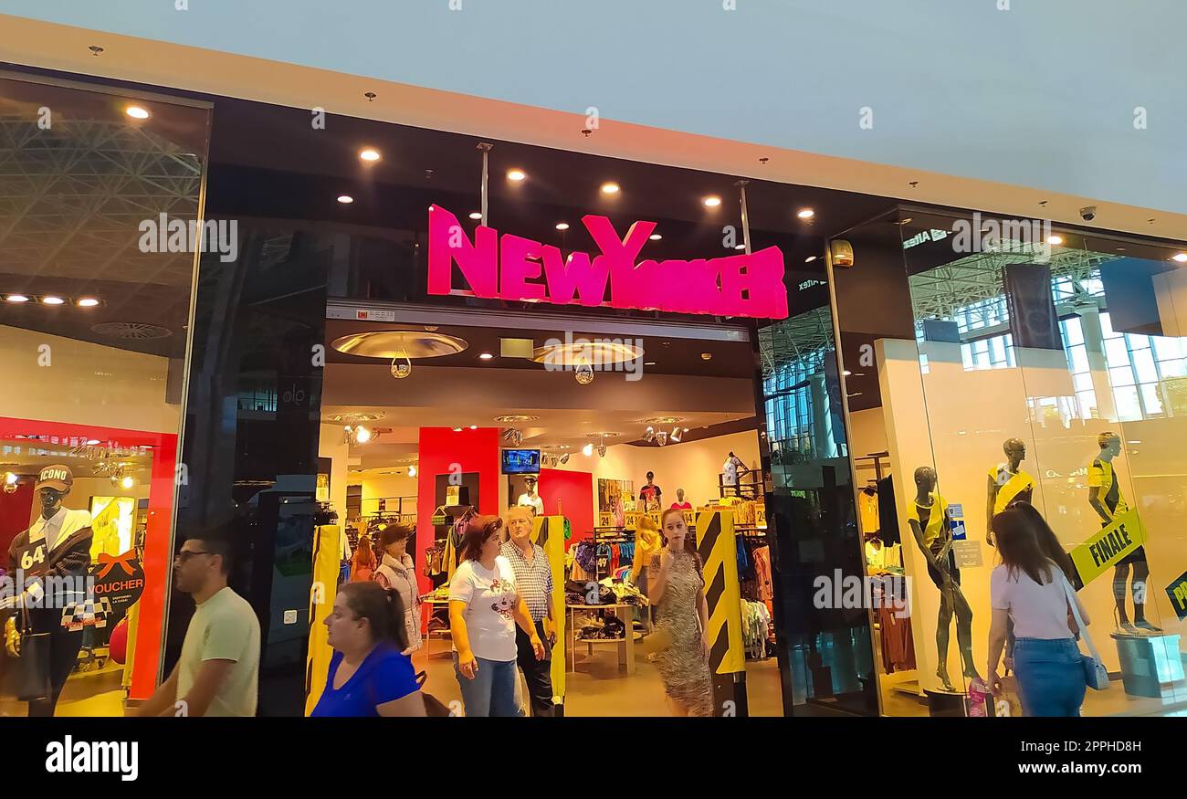 Iasi, Rumänien - 11. September 2022: Newyorker Store Stockfoto