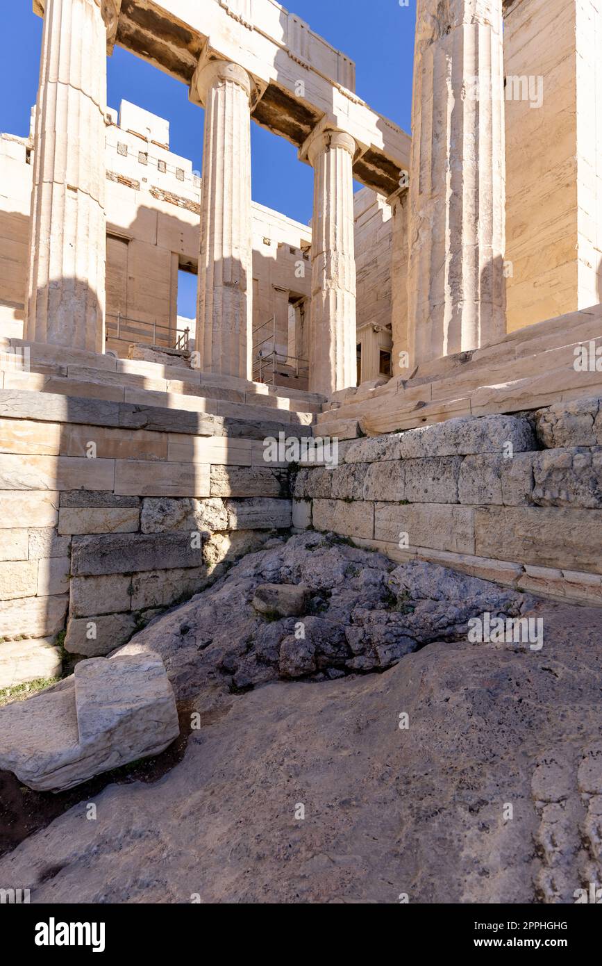 Propylaia, monumentales zeremonielles Tor zur Akropolis von Athen, Griechenland. Stockfoto
