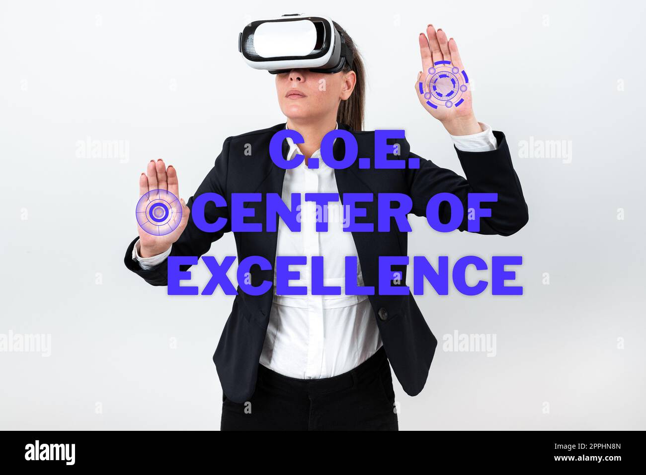 Handschriftliches Zeichen C.O.E. Kompetenzzentrum. Worte dafür, Alpha-Führer in Ihrer Position zu sein, Erfolg zu haben Stockfoto