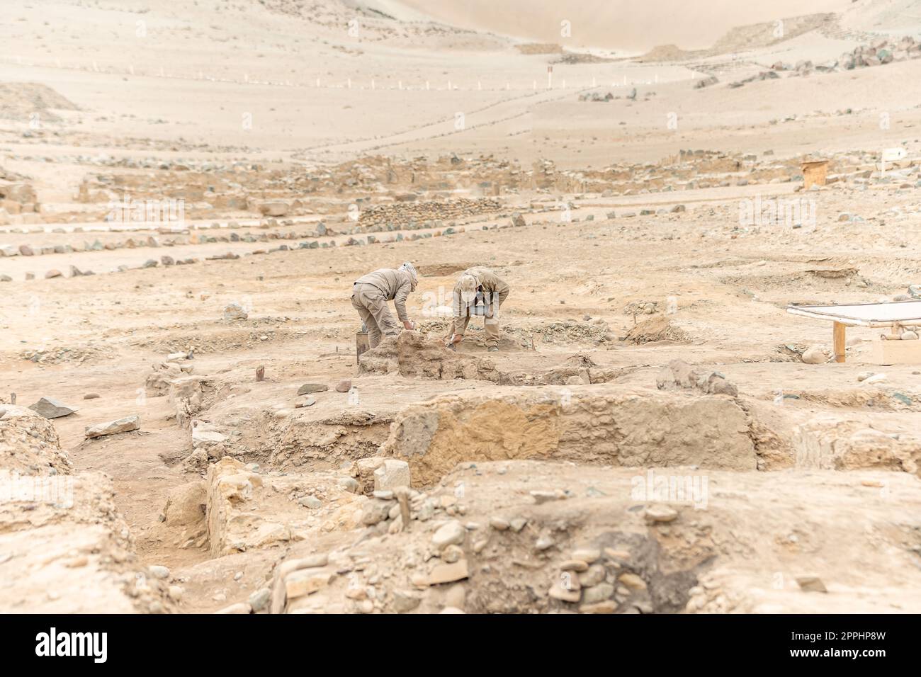 Archäologische Arbeiten auf der Suche nach alten Überresten Stockfoto