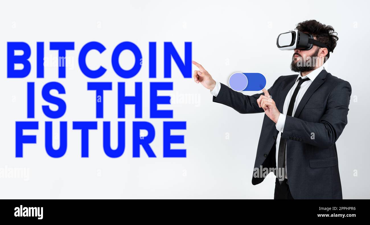 Handschriftlicher Text Bitcoin ist die Zukunft. Wort für digitalen Marktplatz, auf dem Händler Bitcoins kaufen und verkaufen können Stockfoto
