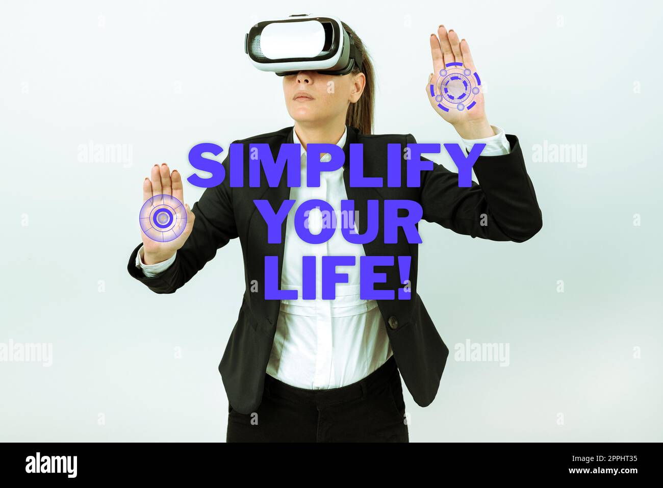 Handgeschriebenes Schild Simplify Your Life. Wort für „konzentriert auf wichtig“, damit sich jemand anders um weniger Sorgen macht Stockfoto