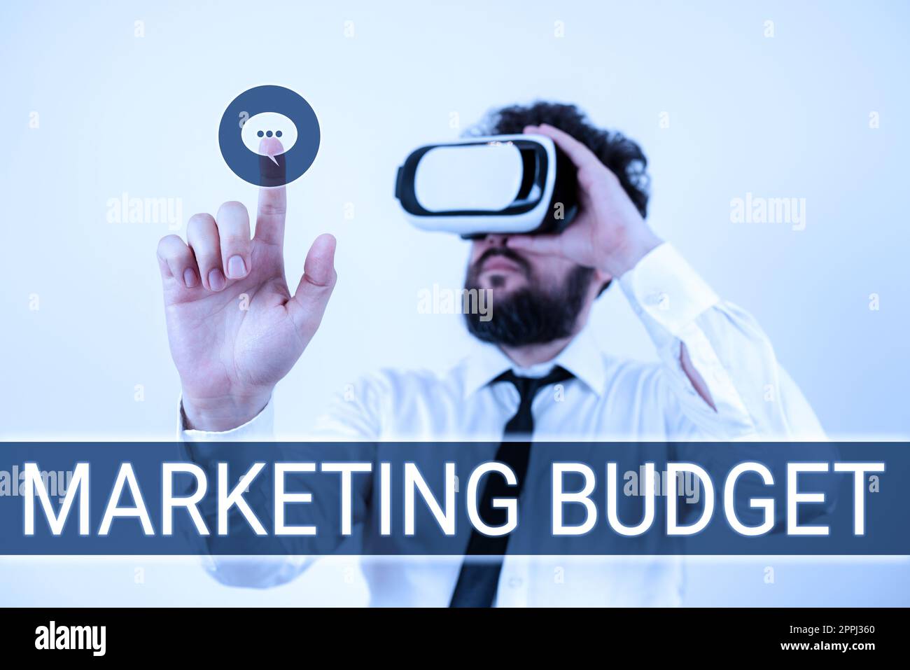 Handschrift Text Marketing Budget. Schaufensterprozess menschlicher Herkunft, der früher Medien transportiert hat Stockfoto