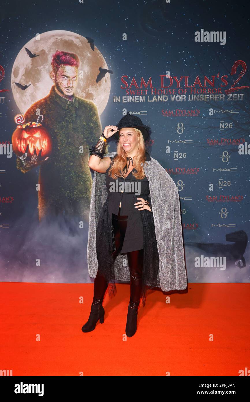 Julia Holz (Frau Julezz), Sam Dylans „Sweet House of Horror“ Halloween Party, TeamEscape, Köln, 27.10.2022 Stockfoto
