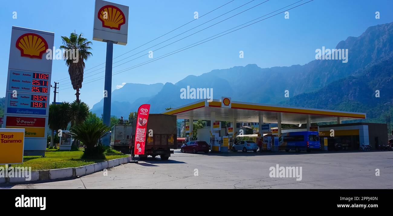 Antalya, Türkei - 17. September 2022: Shell-Tankstelle Stockfoto