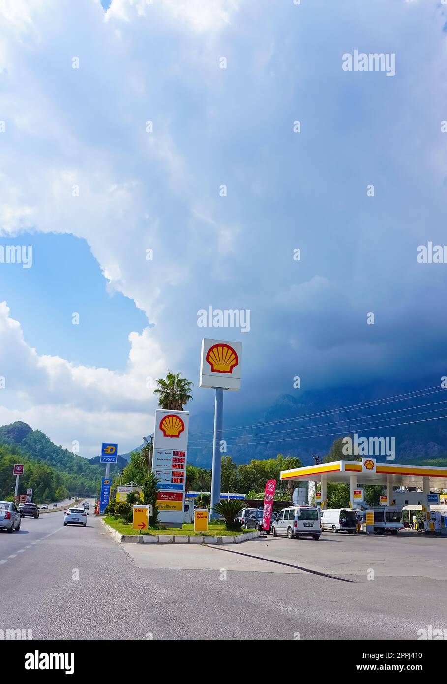 Antalya, Türkei - 17. September 2022: Shell-Tankstelle Stockfoto